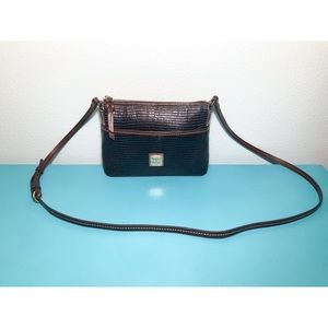 DOONEY & BOURKE Leather Crossbody *